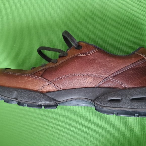 New Ecco Tan Leather Full Grain Sneakers (Size EU 43; US 10) - Picture 5 of 14